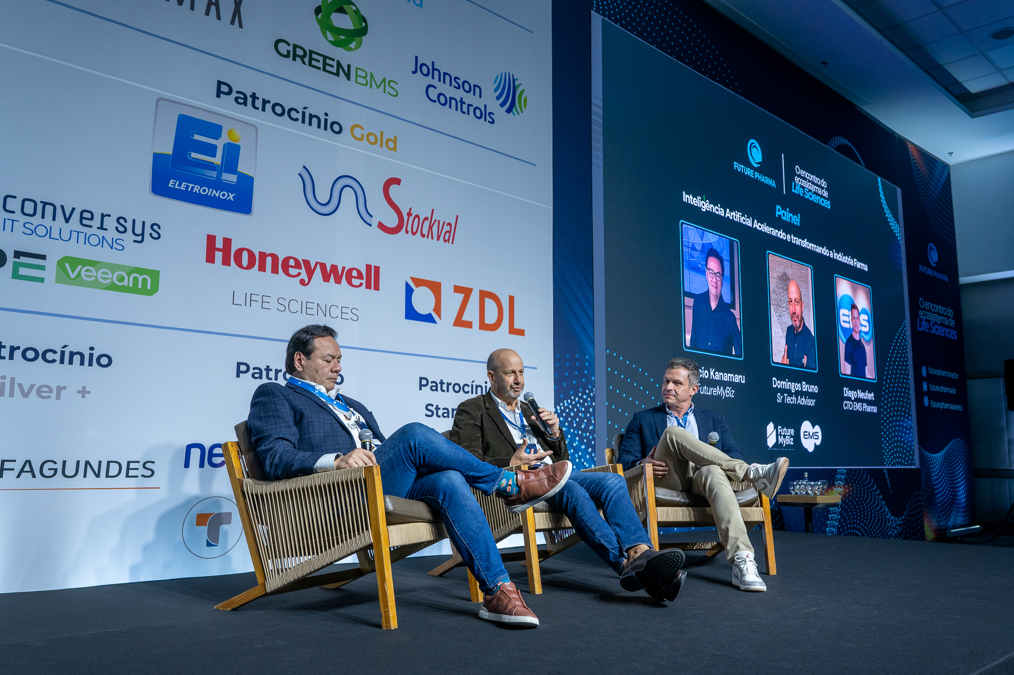 Destaques Future Pharma 2025: Painel sobre Inteligência Artificial reúne grandes nomes e projeta o futuro da indústria farmacêutica e da saúde