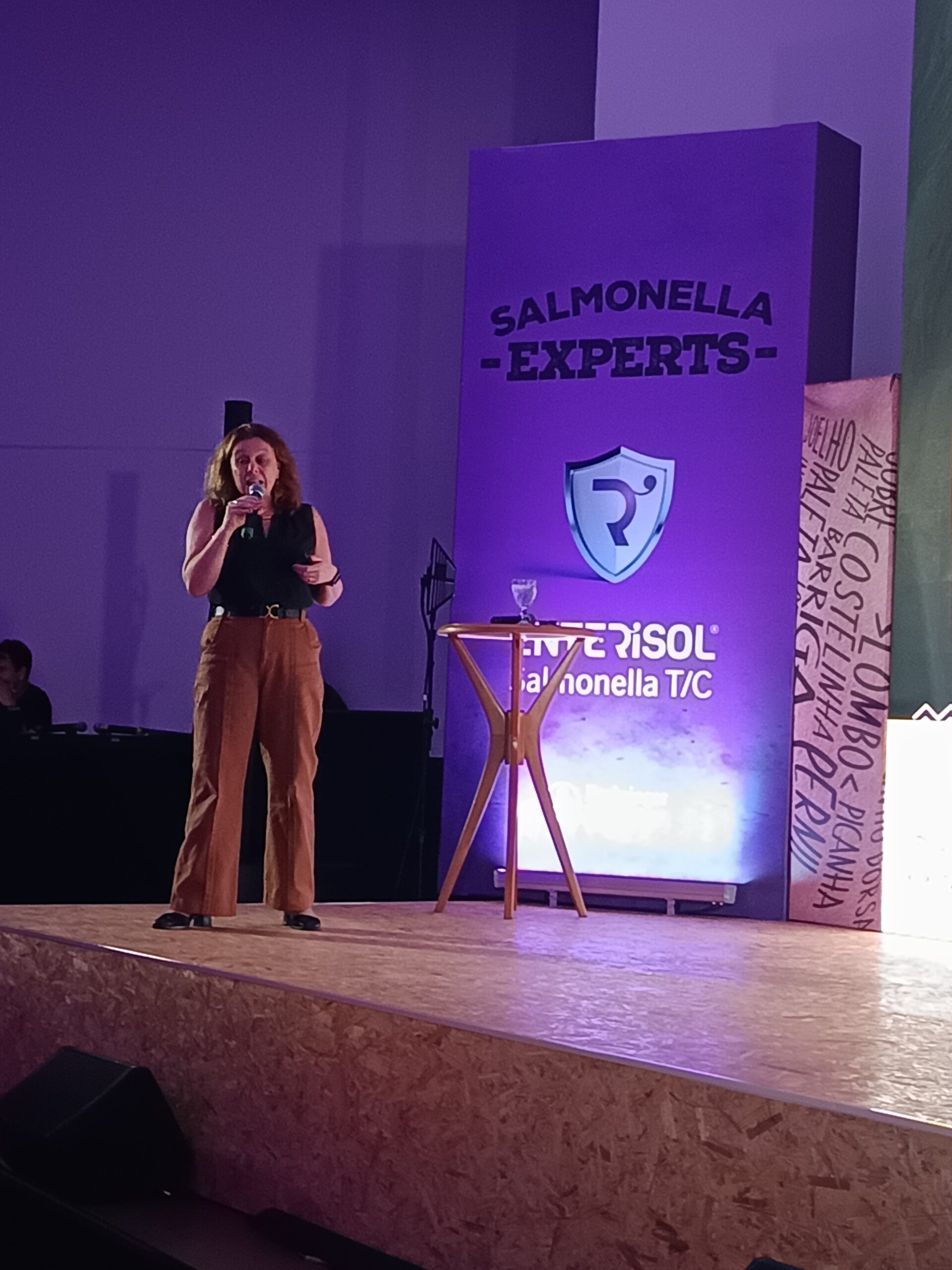 Salmonelose na suinocultura: “o maior desafio é enxergar o que não está visível”, afirma pesquisadora da Embrapa