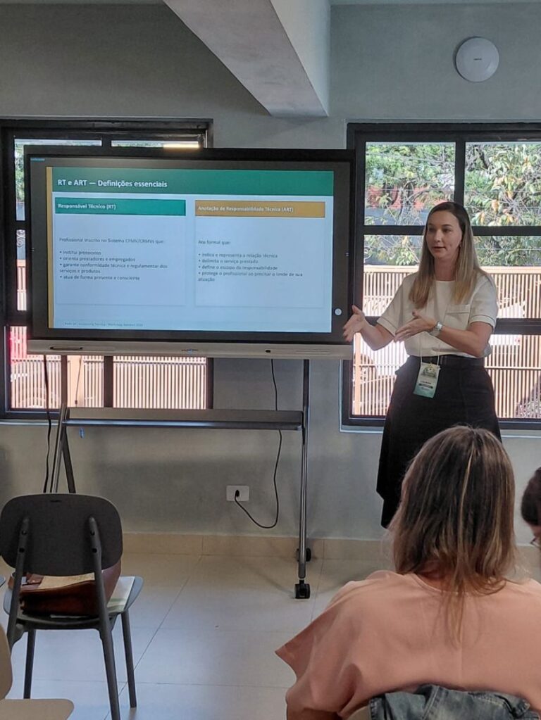 CRMV-SP reforça que a responsabilidade técnica na indústria veterinária deve ser exercida de forma efetiva, documentada e compatível com a realidade da atuação profissional.