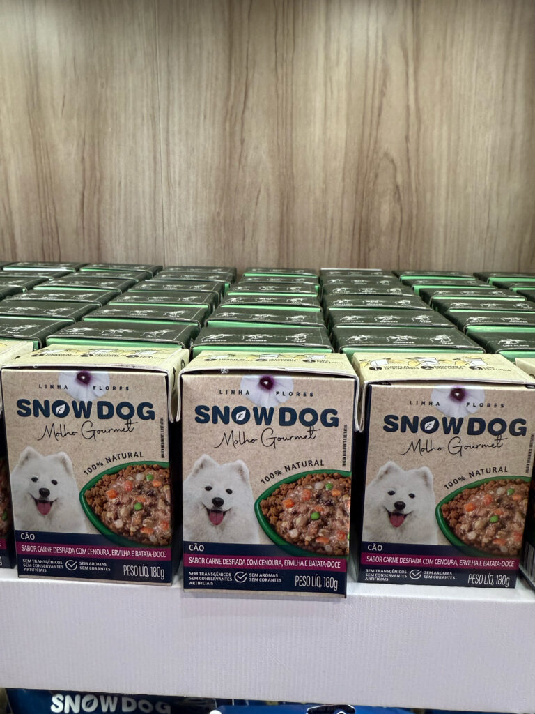 Tetra Pak fortalece atuação no mercado pet food com foco em inovação para a indústria
